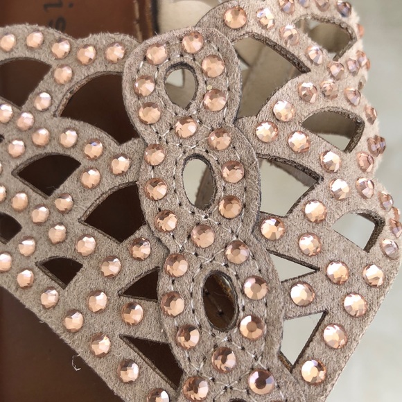 ZIGI SOHO EMBELLISHED THONG SANDALS - Picture 2 of 5